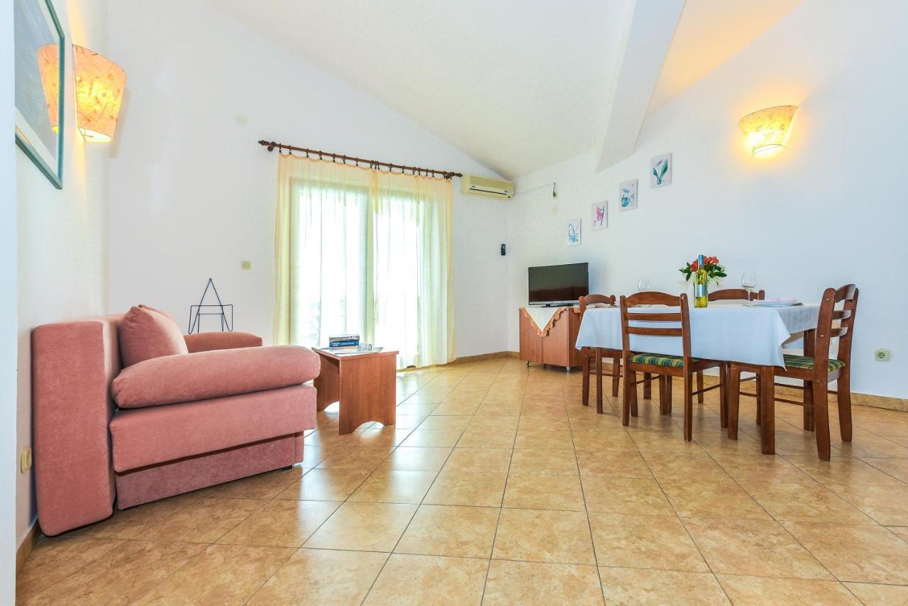 Apartments Adria Biograd Na Moru Exterior photo
