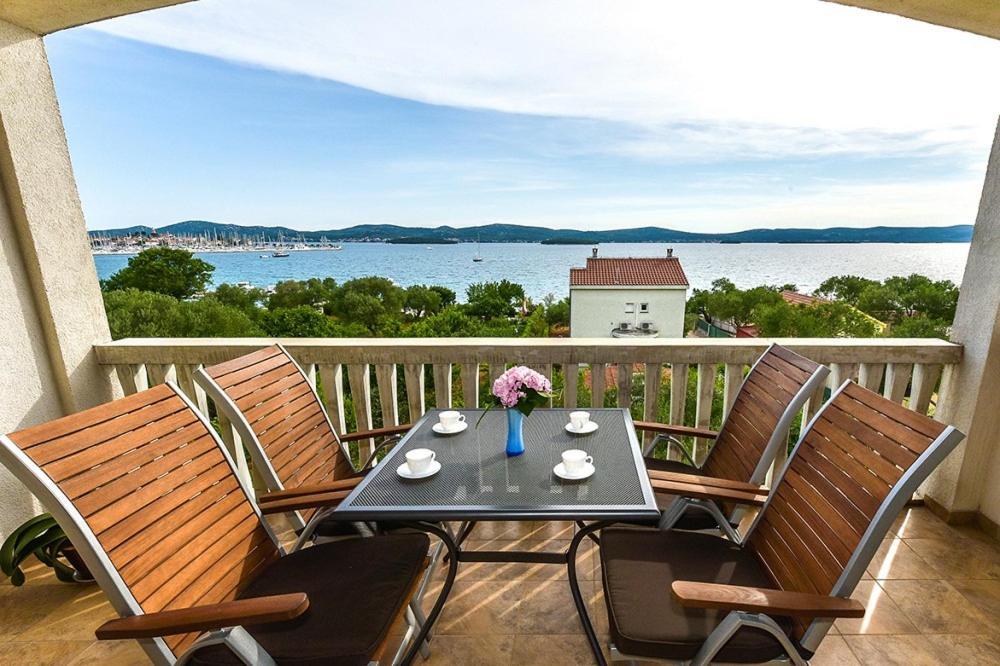 Apartments Adria Biograd Na Moru Room photo